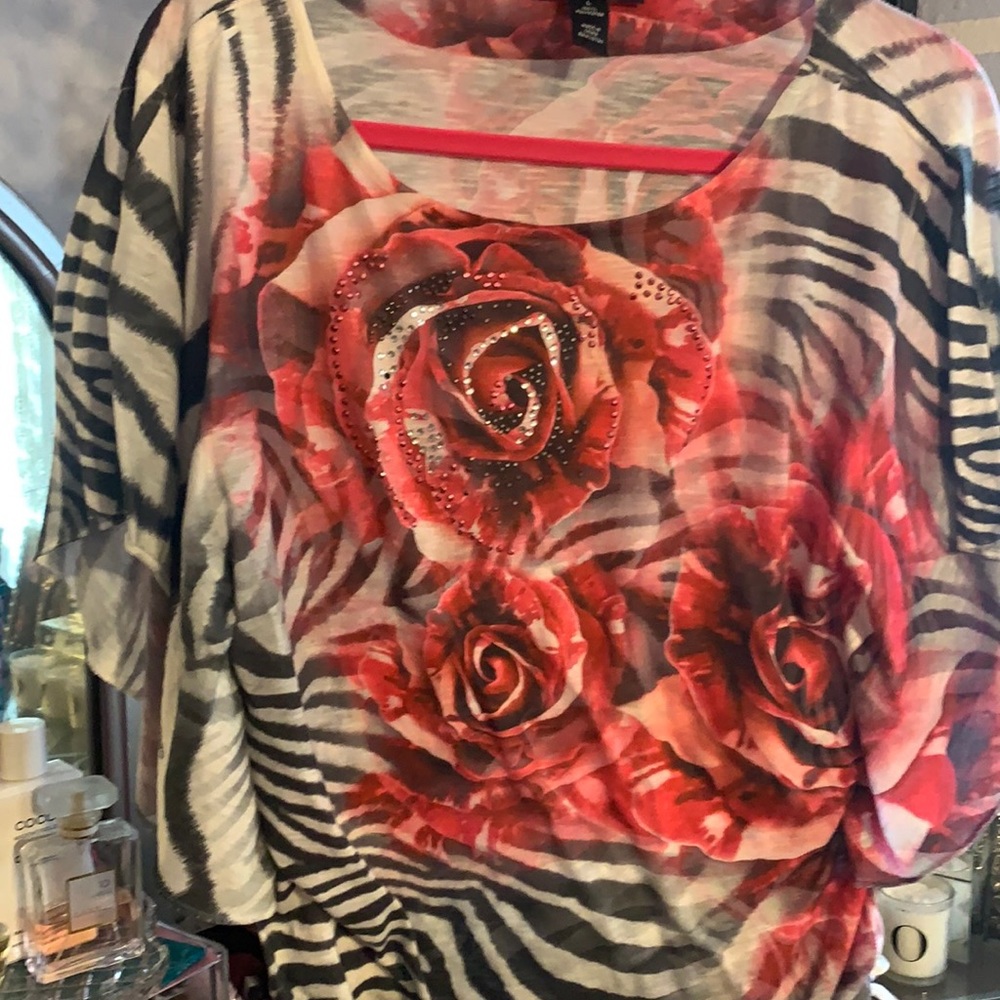 Pretty Floral Blouse Size Large